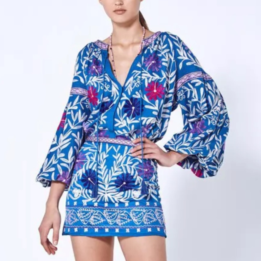 NWT Alexis Embroidered Paulaine Top Small
